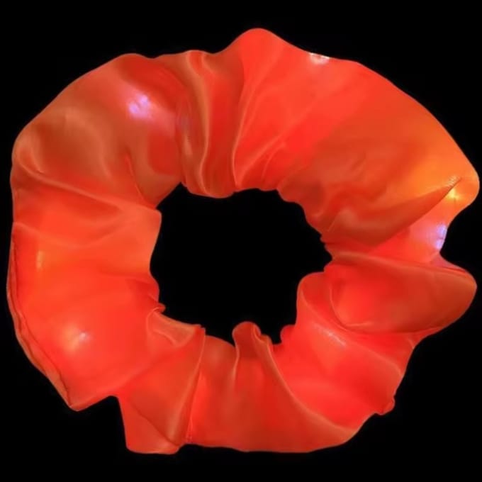 Lichtgevende Scrunchie Haarband – Rood met Gekleurde LED-lichtjes