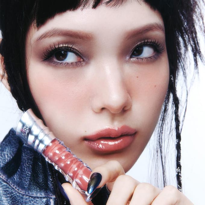 RISKY - Be Bold Lip Gloss - 19 Colors Oddy