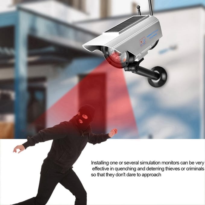 Zonne-energie LED Nepcamera Buitenbeveiliging Surveillance Zilveren Dummy Camera