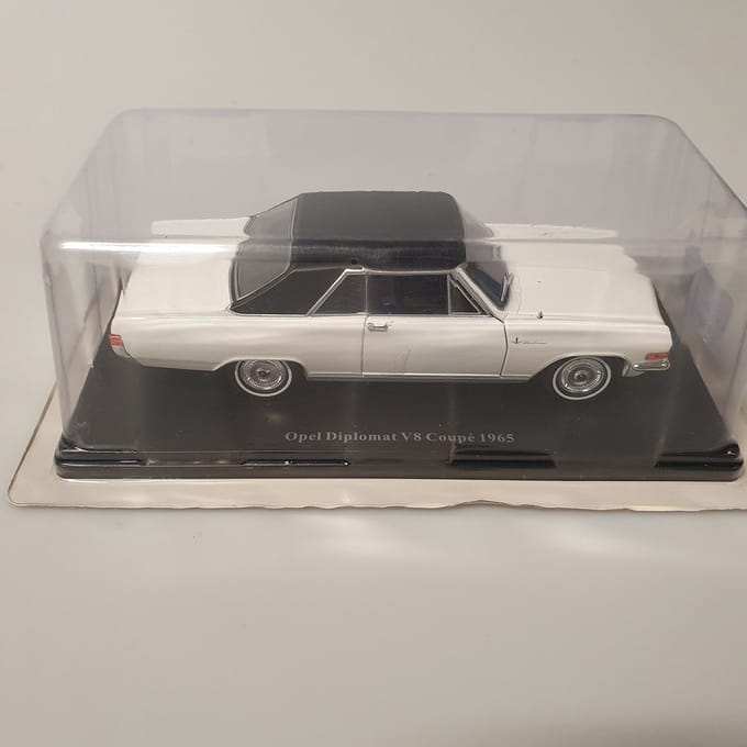 Opel Diplomat V8 Coupe 1965 - 1:24 - Atlas
