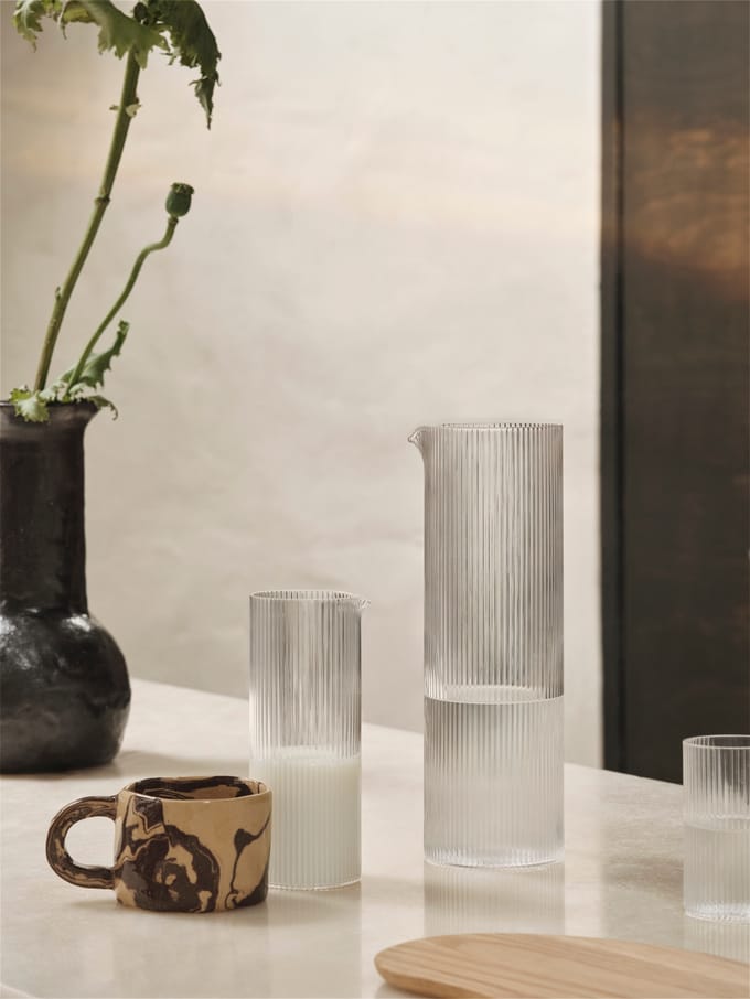 Ferm Living Ripple melkkaraf - clear