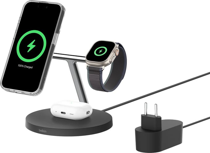 Belkin BOOSTCHARGE PRO 3-in-1 Qi2 15w Wireless Charger w AW Black