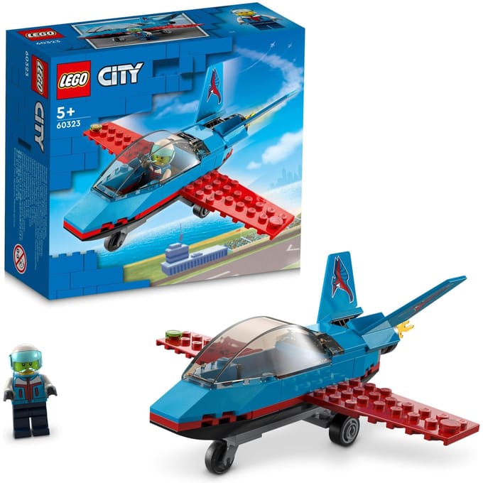LEGO® City Stuntvliegtuig 60323 bouwset; speelgoedvliegtuig met versierde staartvinnen en een cockpit die open kan, plus een minifiguur van een piloot met helm; leuk actiespeelgoed voor kinderen vanaf 5 jaar (59 onderdelen)