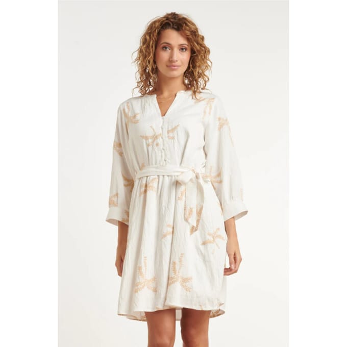 Smashed Lemon Crème jurk met goudkleurige palmprint en ceintuur |