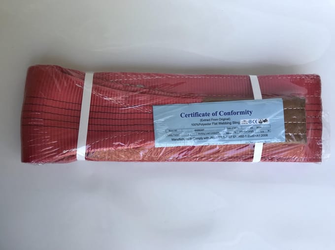 1 stuks polyester hijsband. Maximale belasting: 5 ton. Lengte: 2 meter. Kleur: Rood.