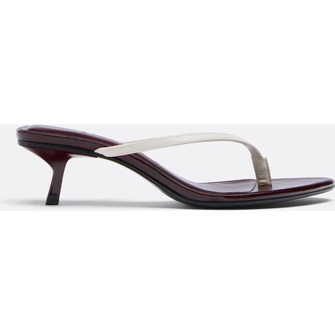 Stradivarius Sandalen met kitten heel en studdetails  ECRU 36