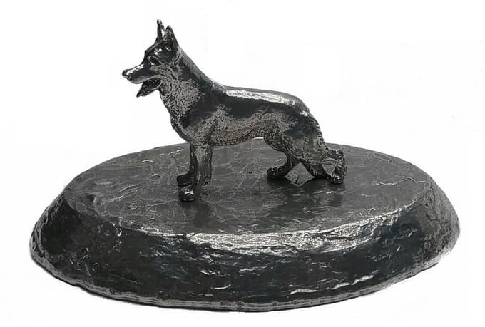 Urn Duitse herder groot