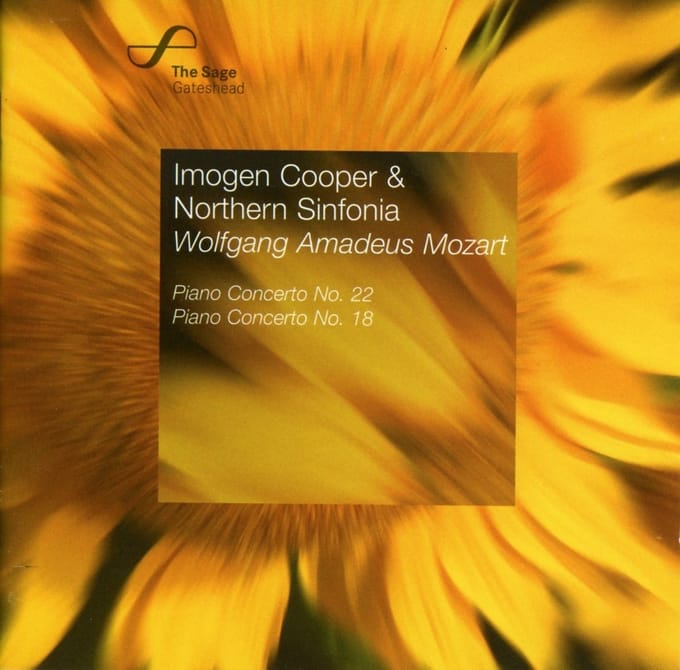 Imogen Cooper & Northern Sinfonia - Mozart: Piano Concertos 18 & 22 (CD)