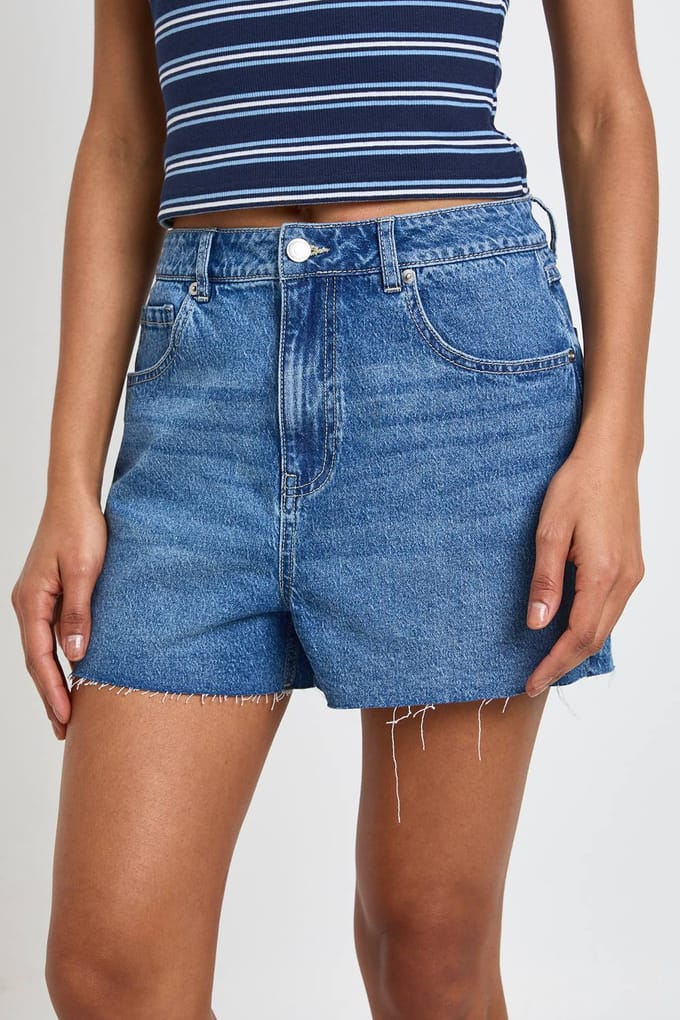 boohoo Dames Tall Denim Mini Short | Medium Gebleekt | Maat: 36