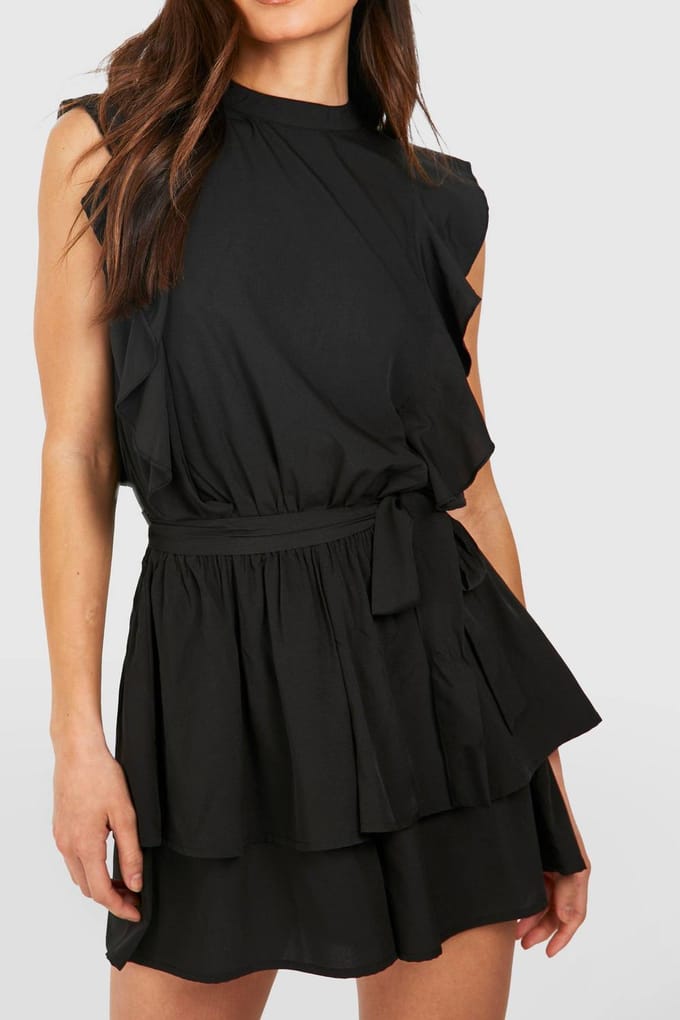 boohoo Dames Lange Geweven Ruffle Flippy Playsuit | Zwart | Maat: 40