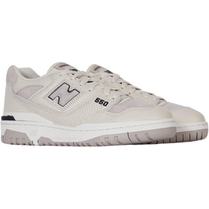 Lage Sneakers New Balance Baskets 550 cuir