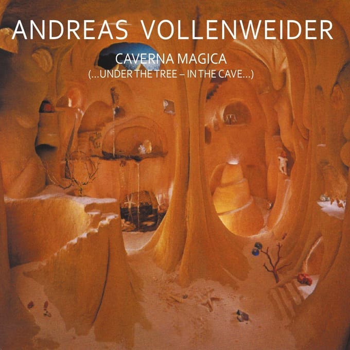 Caverna Magica (Under The Tree - In The Cave)