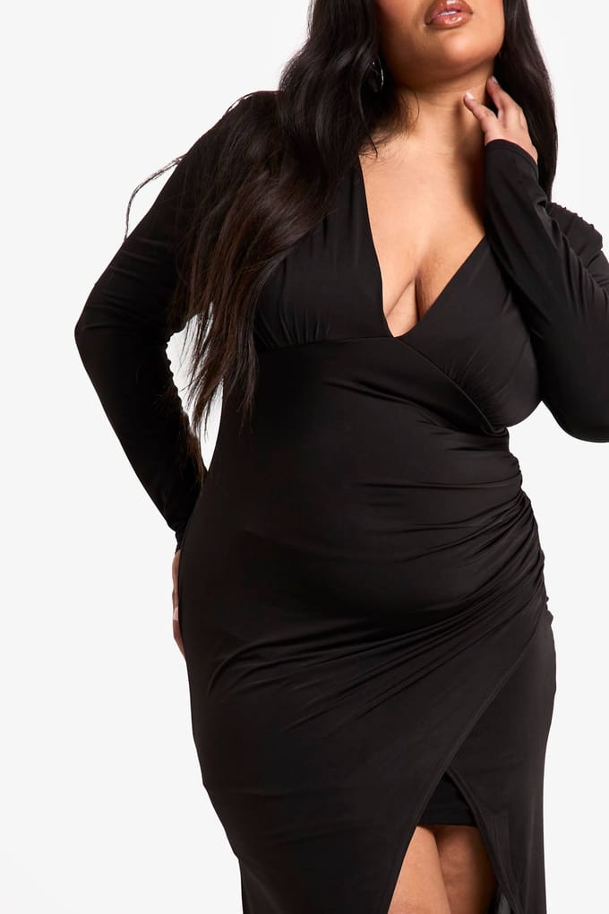 boohoo Dames Plus Dubbele Schouderpad Wrap Maxi Jurk | Zwart | Maat: 56