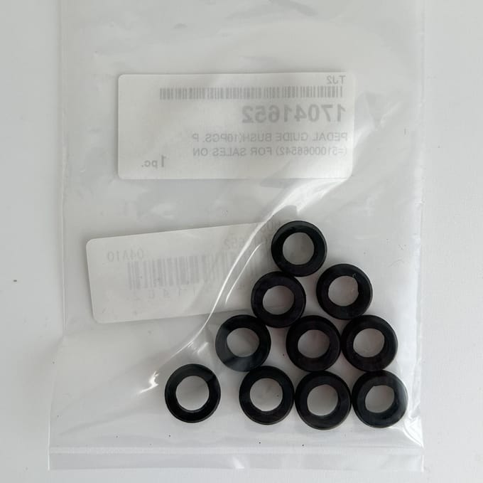 BOSS Compact Series Gitaar Pedaal Gids Bus Set (10 stuks) black