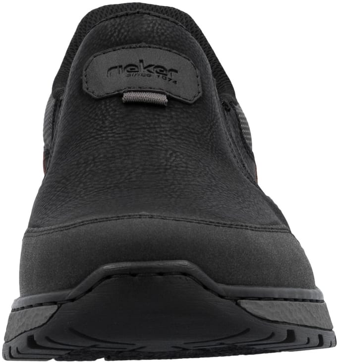 Sneakers om aan te trekken