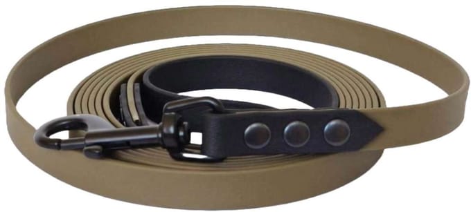 Hondenlijn - BioThane® - Olijfgroen - Zwart - 15 meter - 16mm - Middelgrote hond