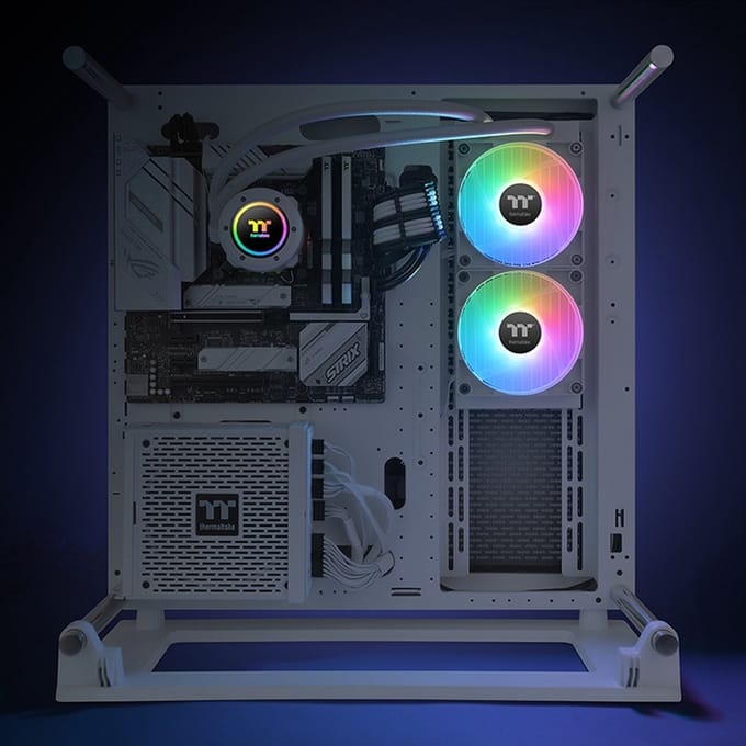 Thermaltake TH240 V2 ARGB Processor Kit voor vloeistofkoeling 24 cm Wit 1 stuk(s)