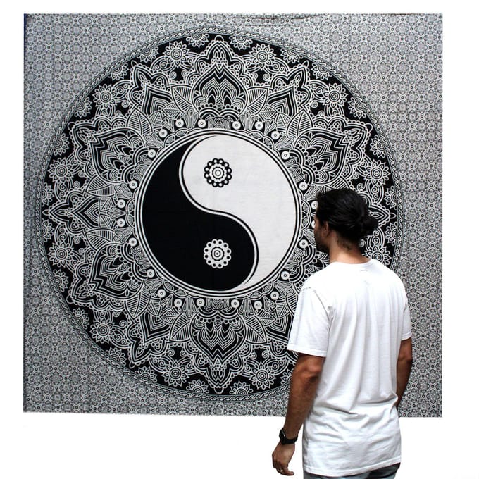 Ancient Wisdom - Sprei - Zwart-wit katoenen tweepersoons sprei - beddengoed - dekbed - slaapkamer - decoratie - textiel - bedlinnen