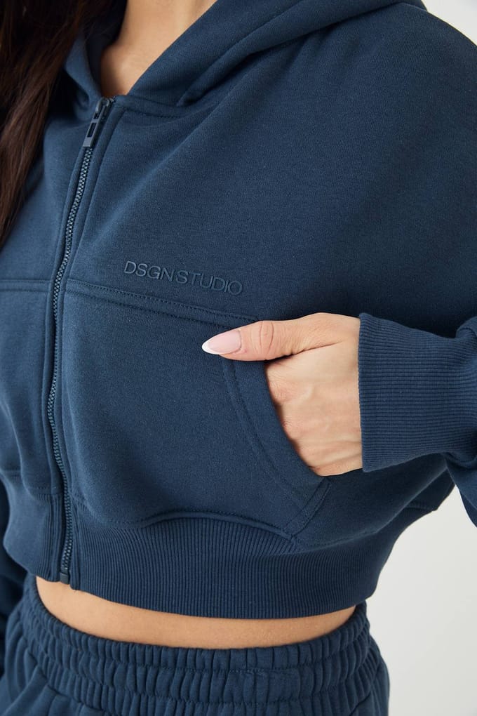 Dames DSGN Studio Boxy Crop Zip Through Hoodie | Indigo | Maat: Large