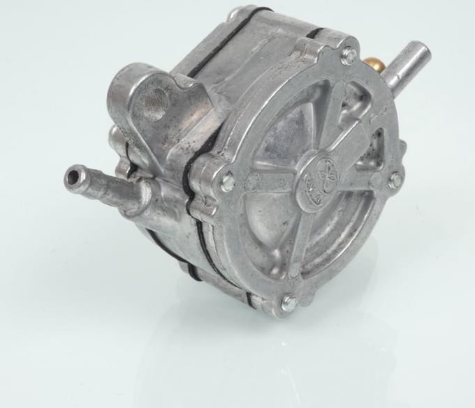 Pompe à essence RMS pour Scooter Kymco 125 Agility 2014 C21000 Neuf