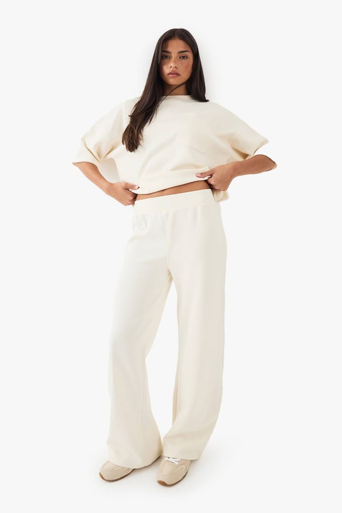 Dames DSGN Studio Heavy Weight Interlock Rechte Pijp Jogger | Cream | Maat: Medium