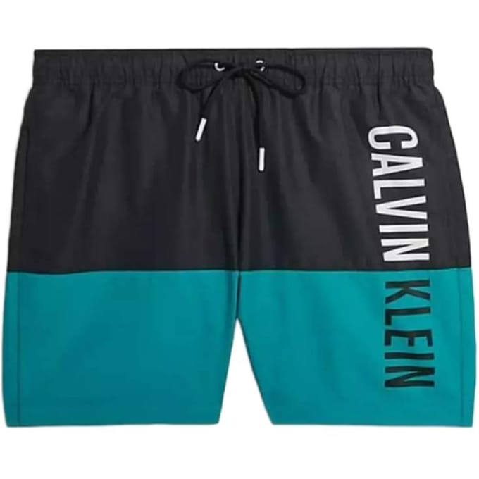 Calvin Klein herenbadpakken hanteren een dubbele standaard.