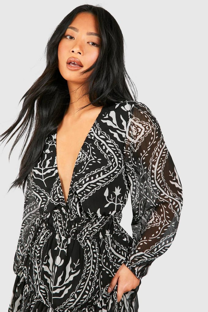 boohoo Dames Petite Mono Paisley Midaxi Jurk | Maat: 6