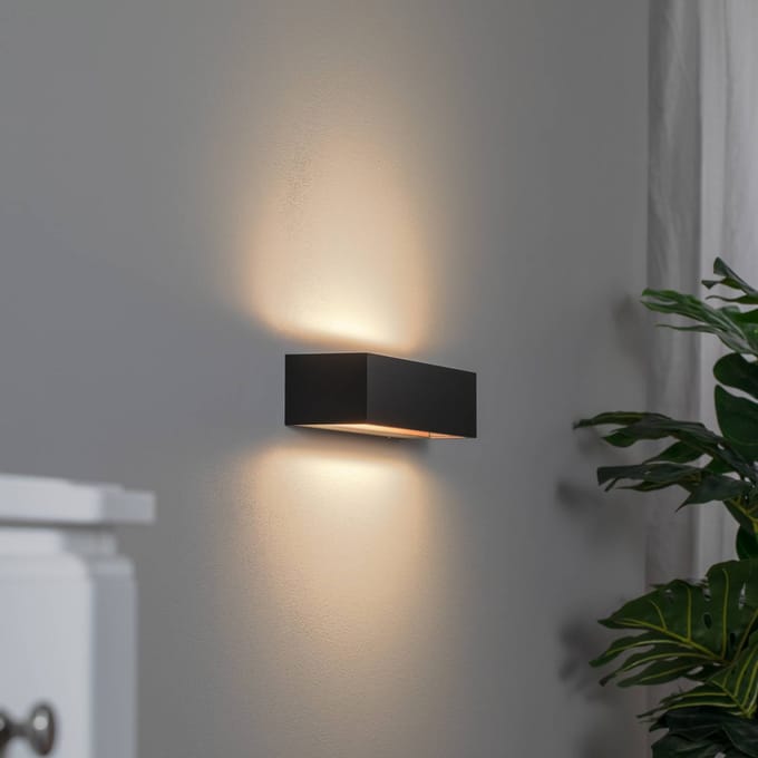 Bega Studio Line LED wandlamp, zwart, metaal, 30 cm