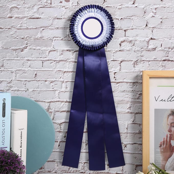 Tweede Plaats Rozet Lint Badge Prachtig Klein Winnaarsmedaille Prijs Trofee white