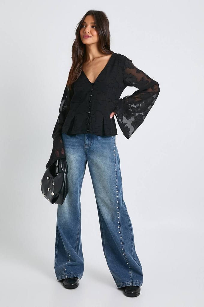 boohoo Dames Bloemige getextureerde blouse met knoopsluiting | Zwart | Maat: 36