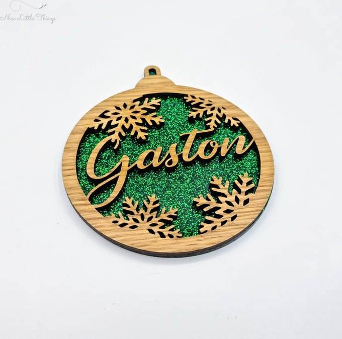 [Nice Little Things] Multilayer kerstbal glitter - Met naam - Groen - Eik