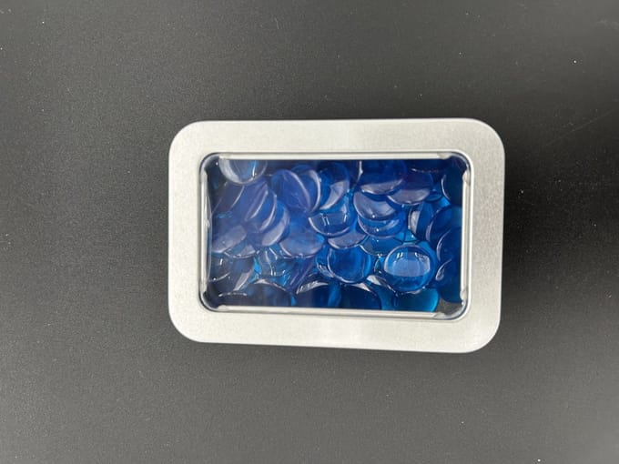 Rekenfiches in blikje (8x6 cm), Transparant blauw (100 st.)