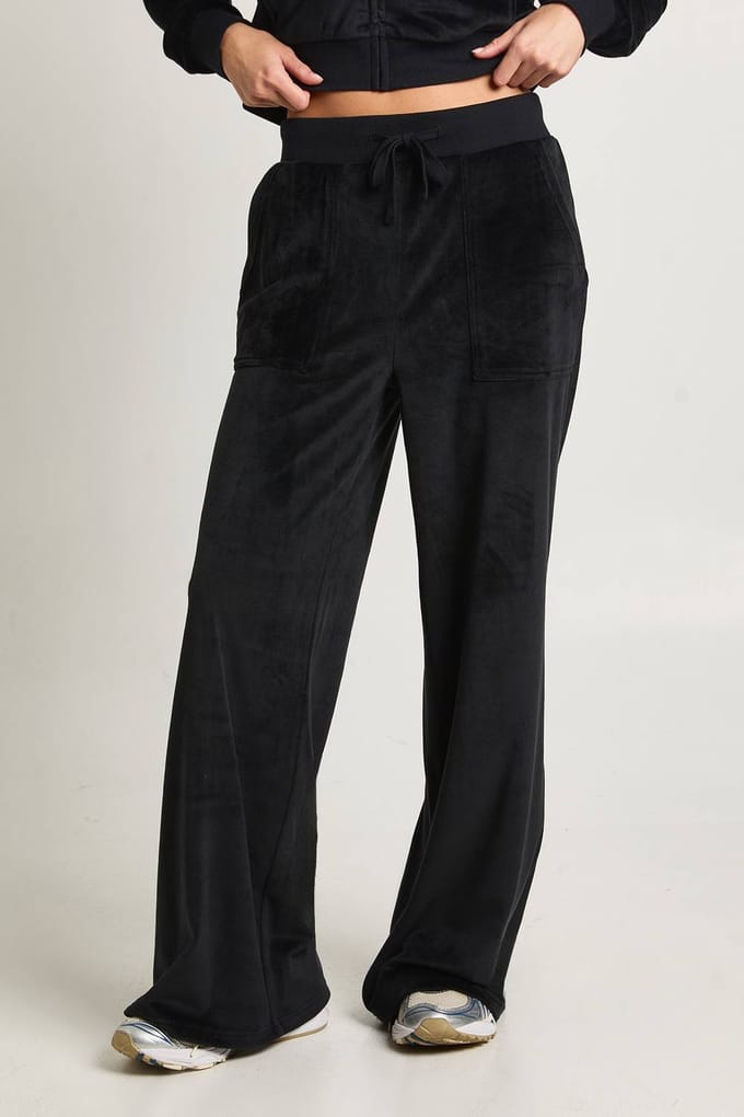 boohoo Dames Velours gekorte getailleerde trainingspak | Black | Maat: XS