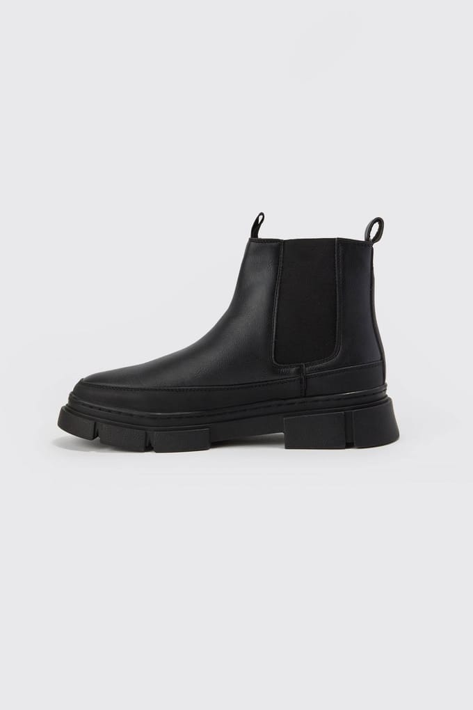 Track Sole Chelsea Boot | Black | Size 43