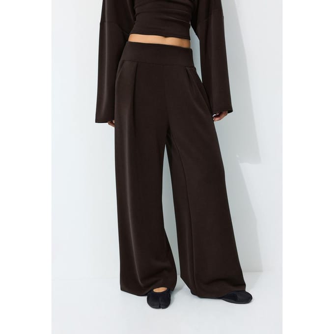 Stradivarius Zachte wide-leg broek met plooien  Bruin S