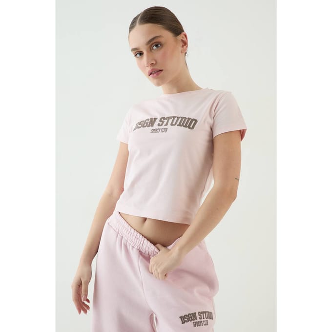 Dames Dsgn Studio Applique Fitted T-shirt | Light Pink | Maat: 3XL