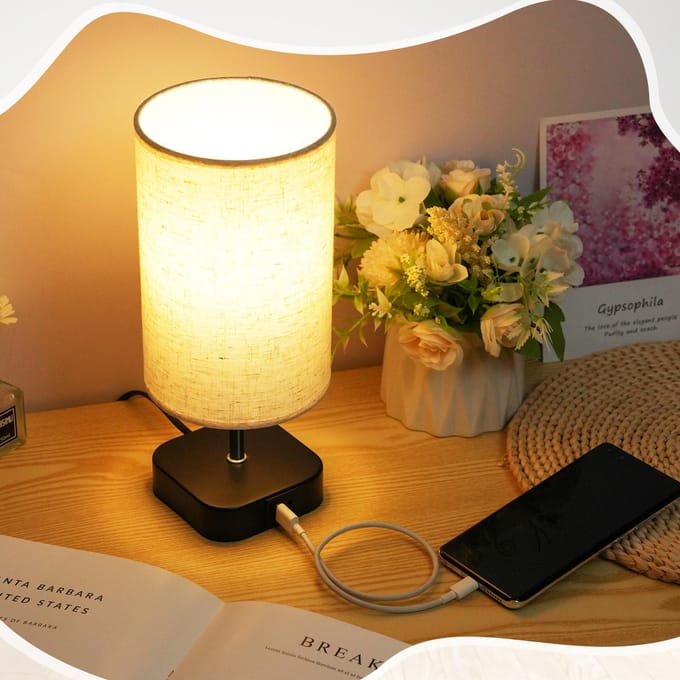 Lampe de table à commande tactile, lampe de chevet avec ampoule LED 4 W, lumière blanche chaude, intensité variable sur 3 niveaux Square US Plug