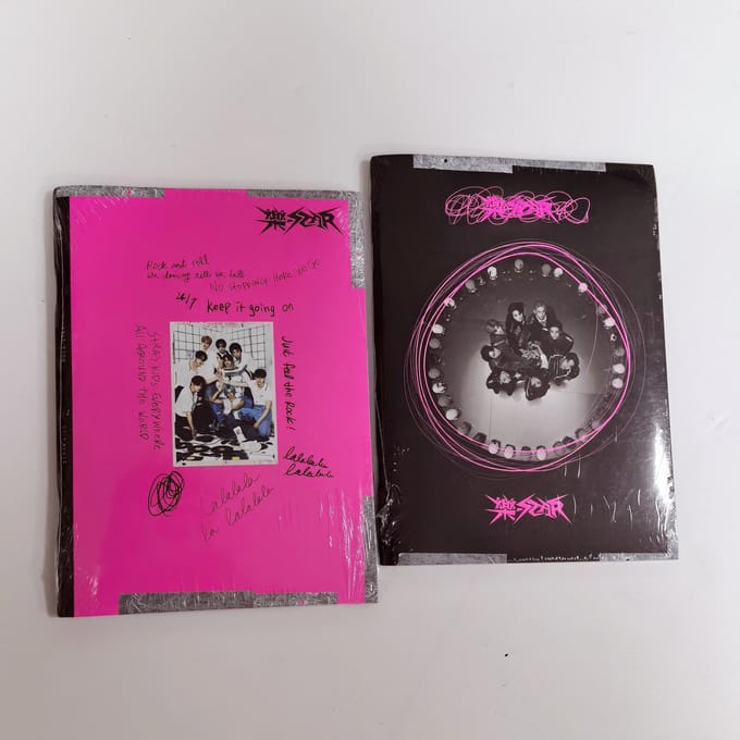STRAY KIDS - [ROCK-STAR] Cadeau de précommande du mini album inclus Set