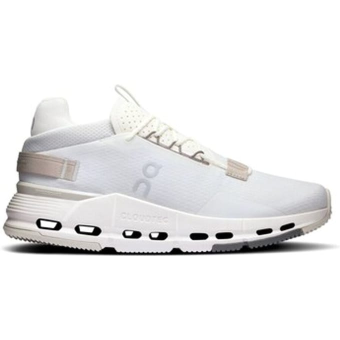 Lage Sneakers On Cloudnova 2