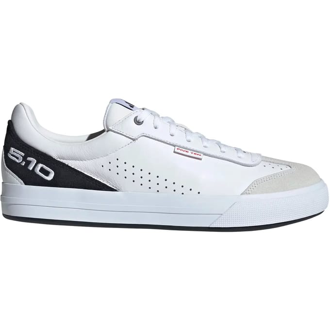 Schoenen adidas Sleuth DLX 2