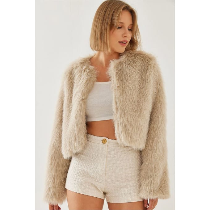 Boxy Crop Nepvachtjas