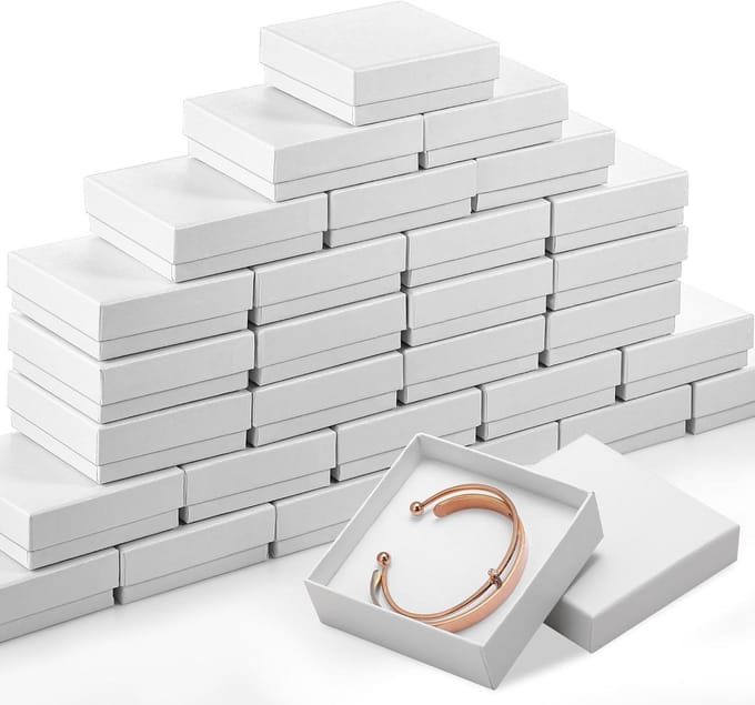 100x Witte Kartonnen Sieradendoosjes voor Cadeaus en Ambachten 8.9 x 8.9 x 2.5 cm
