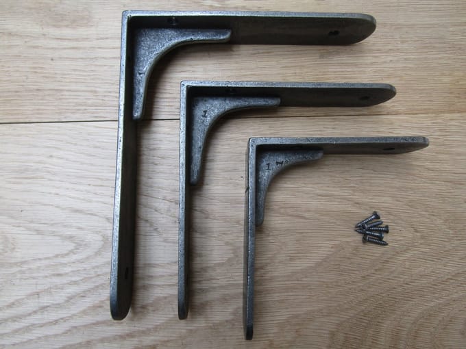 Pair of 8" Sheffield Shelf Brackets Antique Iron Shelf Holder 200mm
