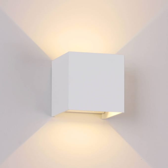 Mantra Iluminación Davos LED buitenwandlamp, wit, hoekig, dimbaar, aluminium