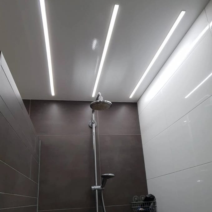 Led strip douche verlichting - 2 meter - Complete set - Plug&play - Helder wit licht - Badkamerverlichting - Badkamer lamp