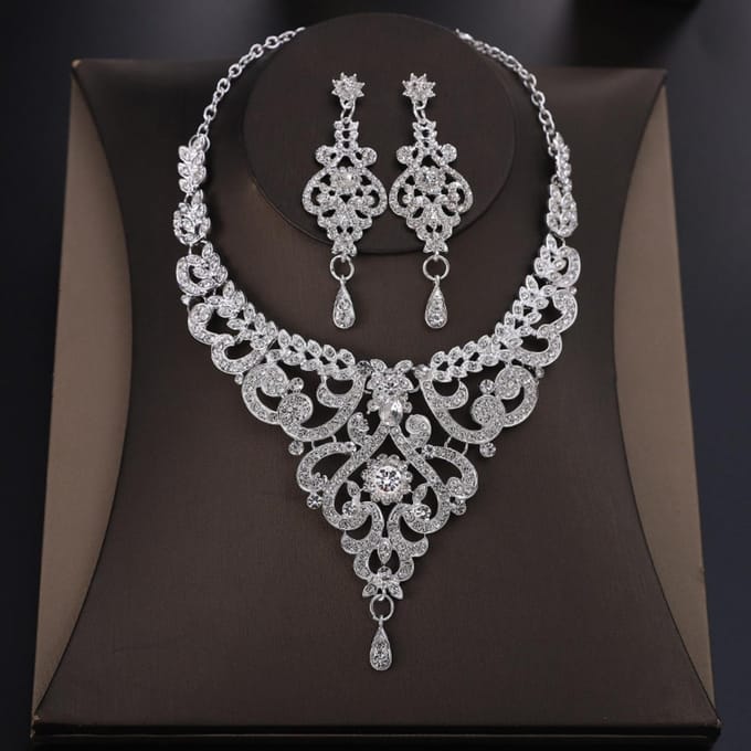 3-delige Sieradenset High-end Strass Oorbellen Ketting Bruiloft Dames Accessoires -6587 gray