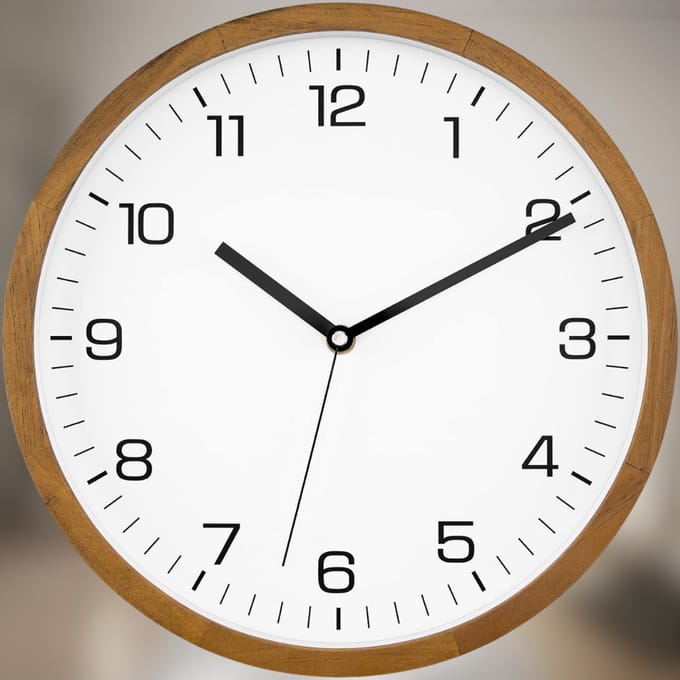Wandklok - Stille Klok - Rustig Slapen - Geruisloze Beweging - Wit met lichtbruin