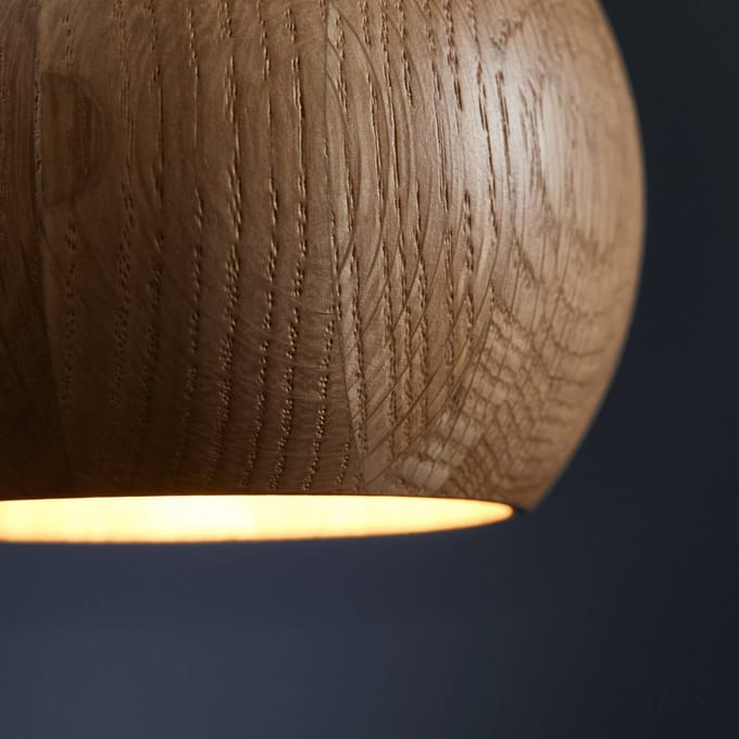 FRANDSEN Hanglamp Ball, eikenhout, Ø 12 cm, hout