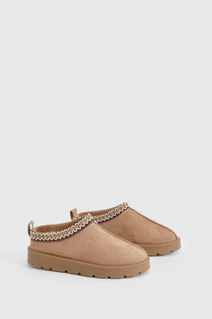 boohoo Dames Geborduurde Gezellige Mules | Mocha | Maat: 3