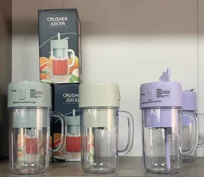 Mini Blender - Draagbare Mixer - Gezonde Drankjes Maken - 6 RVS Bladen - 400 ml - Bruin